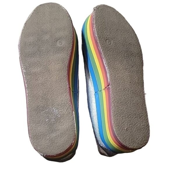 Silver Rainbow Stripe Platform Sneakers Art Class Womens Size 5 Canvas Casual Sh - Picture 4 of 7